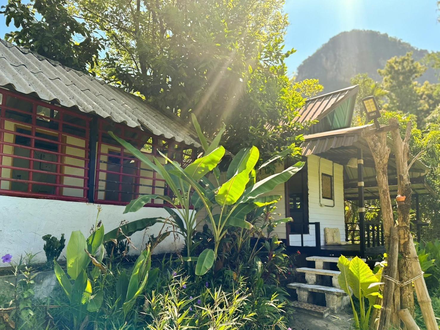Baan Suanthip Homestay - Aoluek Natural Retreat Auluk Kültér fotó